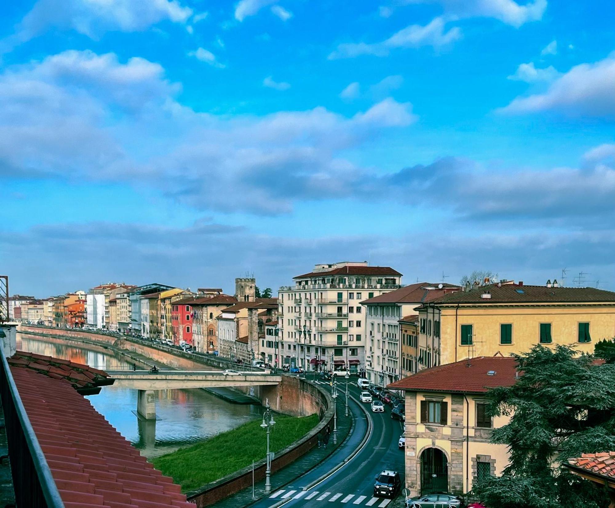 Attico Terrazza Vista Panoramica Lungarni Pisaniアパートメント エクステリア 写真