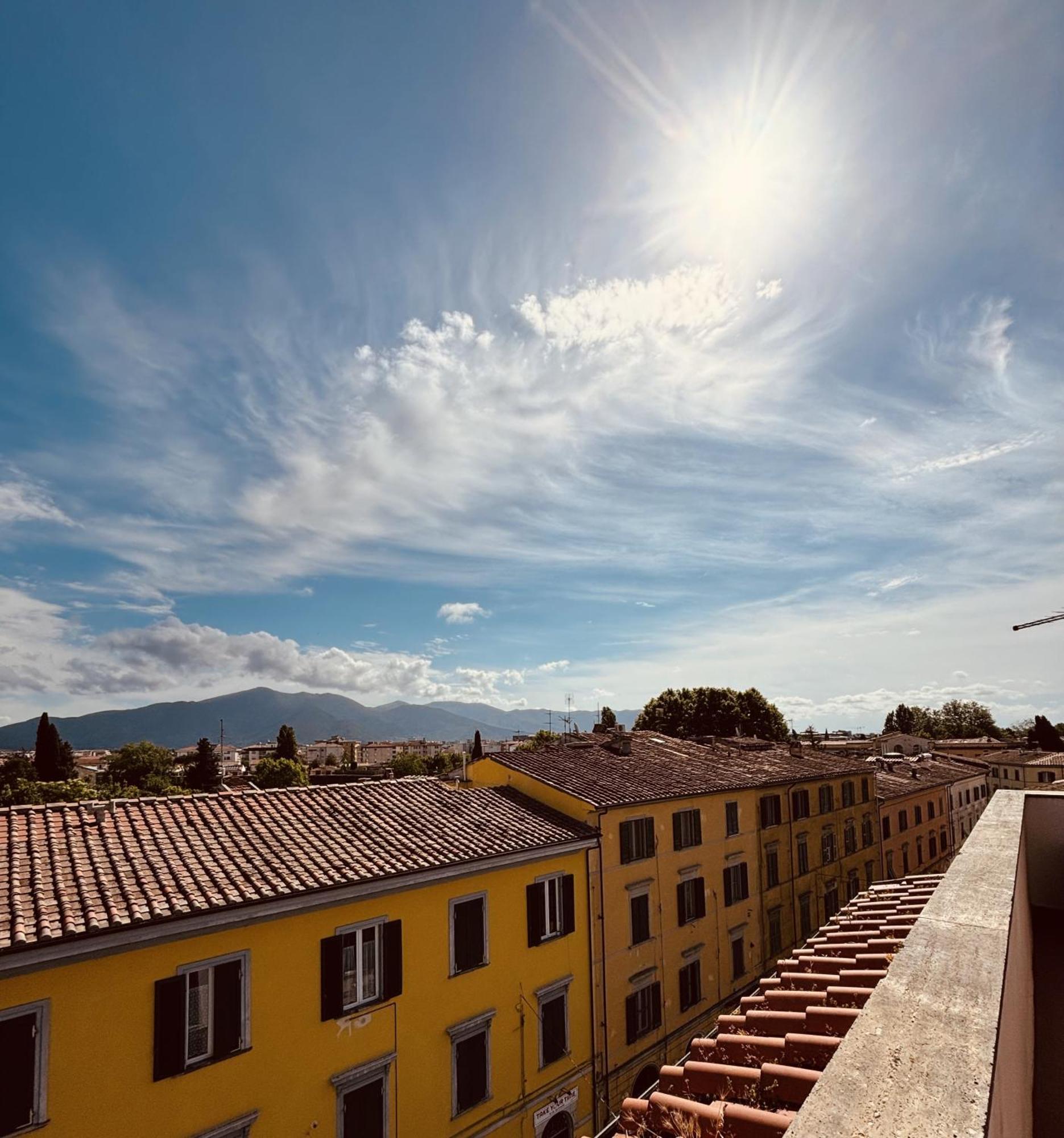 Attico Terrazza Vista Panoramica Lungarni Pisaniアパートメント エクステリア 写真